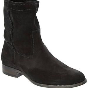 NEW Frye Cara Black Suede Bootie